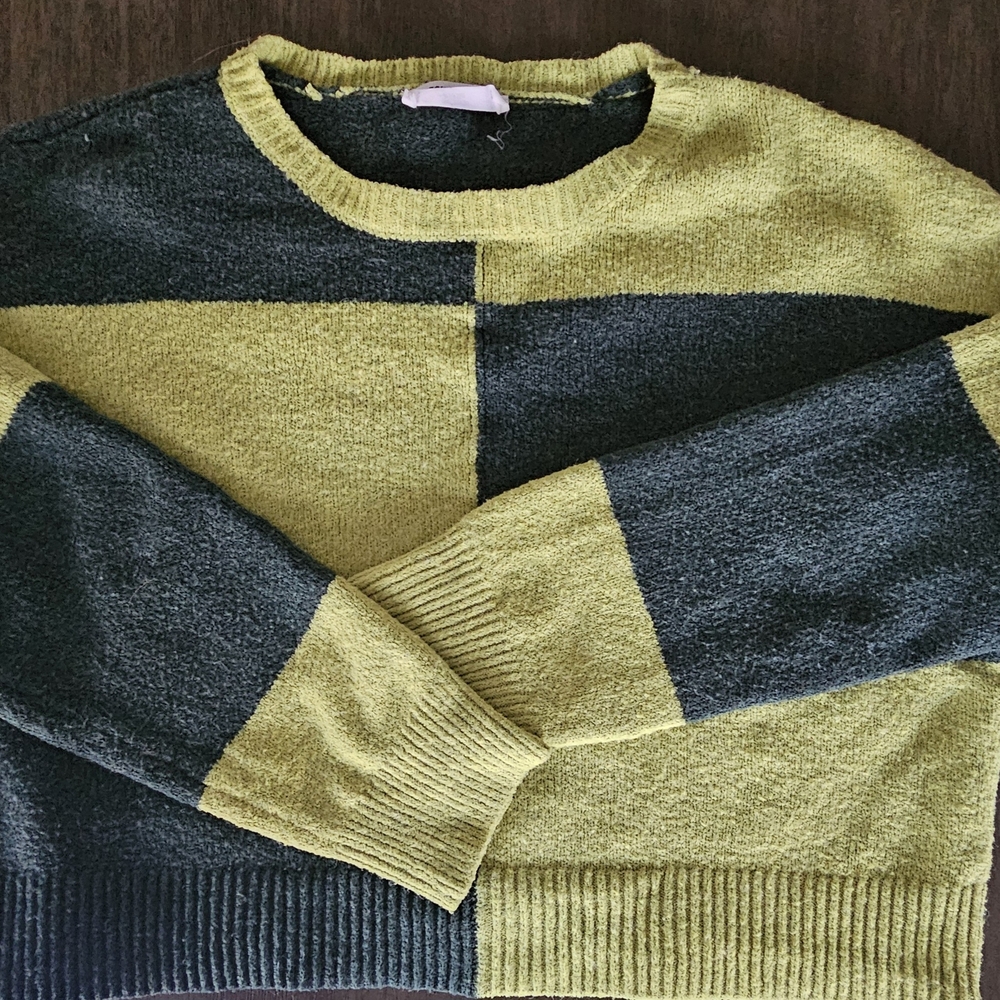 Double Zero Men's Crewneck Sweater in Green and Black